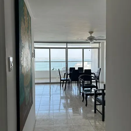 Apartamento Elegant And Comfortable Ocean View